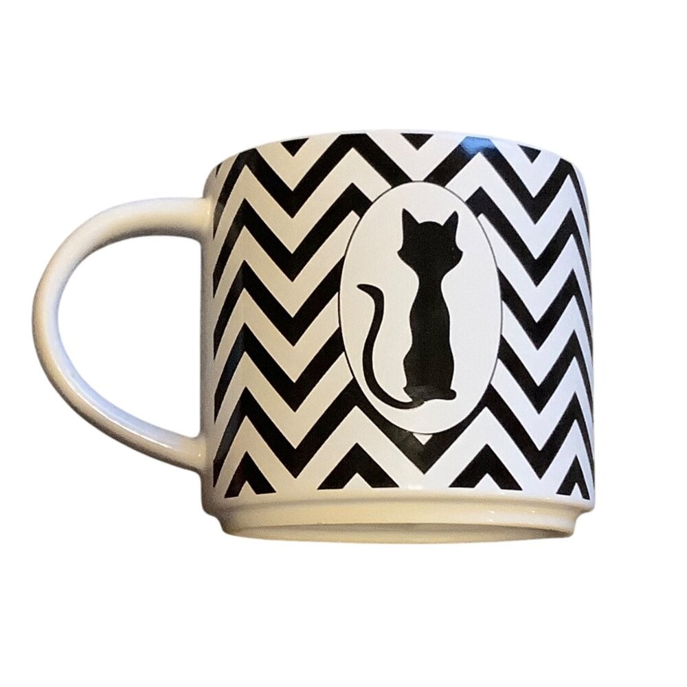 Kitty Cat Silhouette Chevron Pattern Ceramic Coffee Mug‎ 3.75" John Bartlett BET